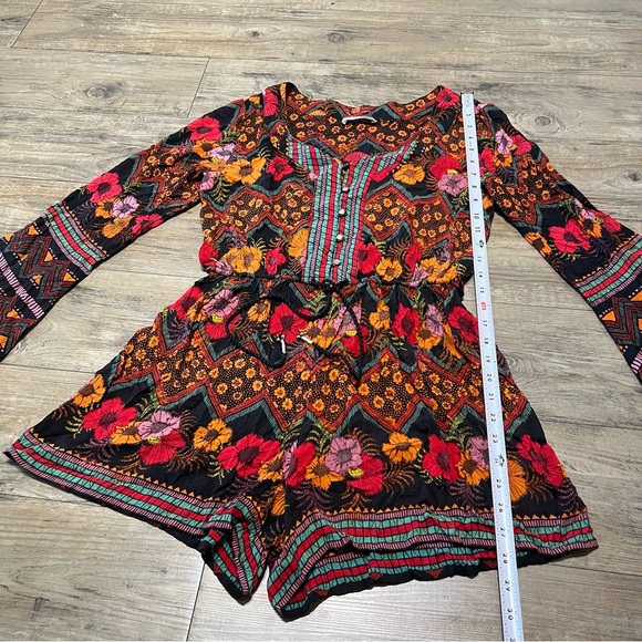 Altar’d State Floral Geometric Boho Long Sleeve Romper Jumpsuit Size Small - Picture 13 of 16